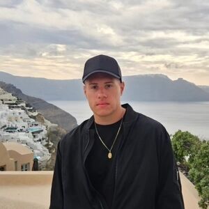 Meet your Posher, Andrew